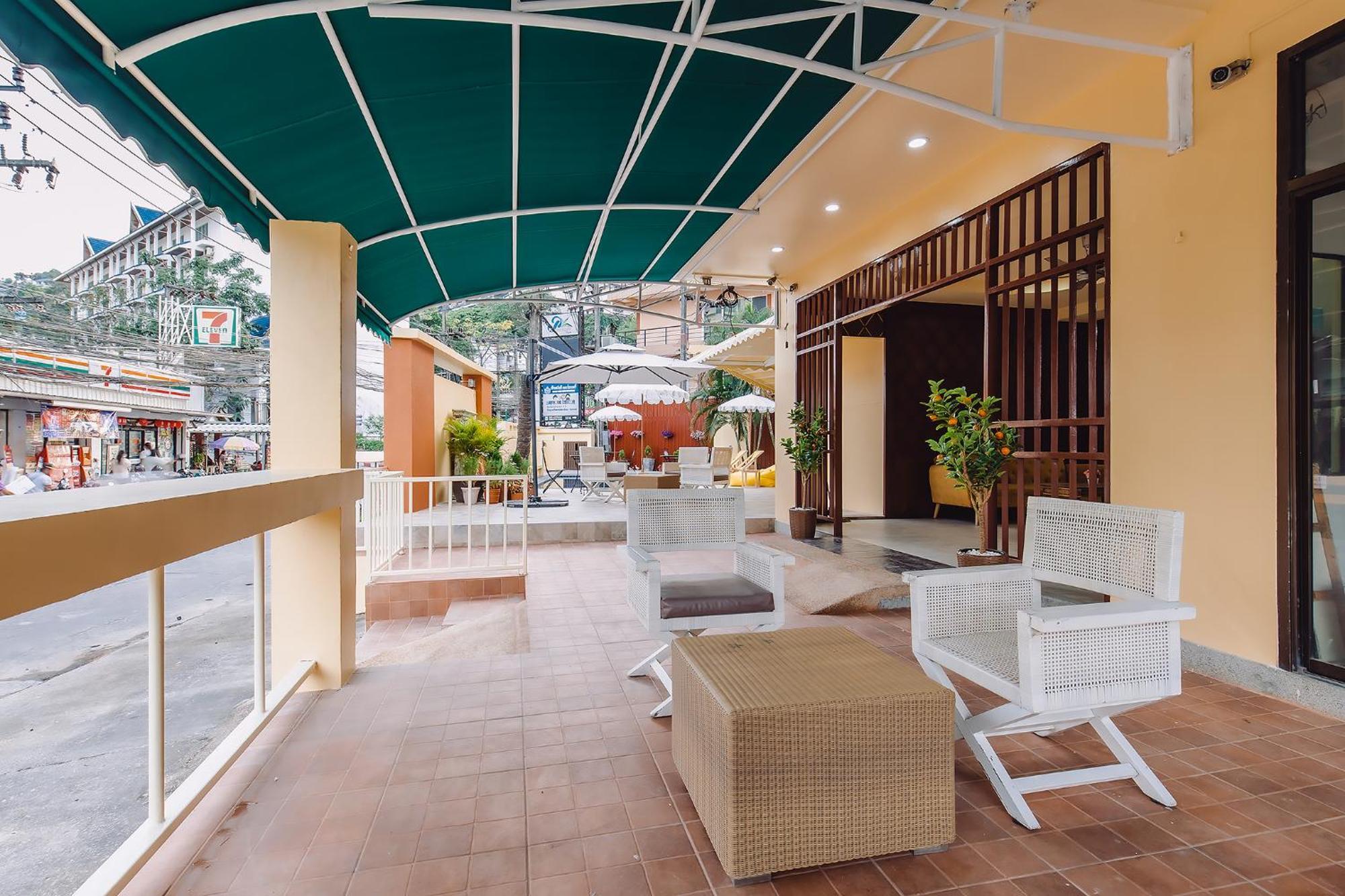 Bauman-Ville Hotel Patong Exterior photo